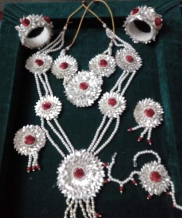 SILVER GOTA PATTI WITH RAD PAPER FLOWER SET