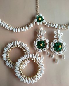 Kodi Jewellery with Green Flower