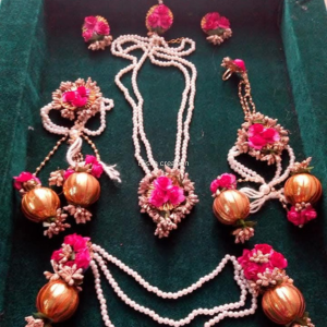 Pink Flower Jewellery For Any Occasion