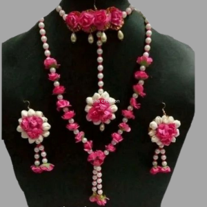 Mogra kali with Pink Flower Jewellery For Any Occasion